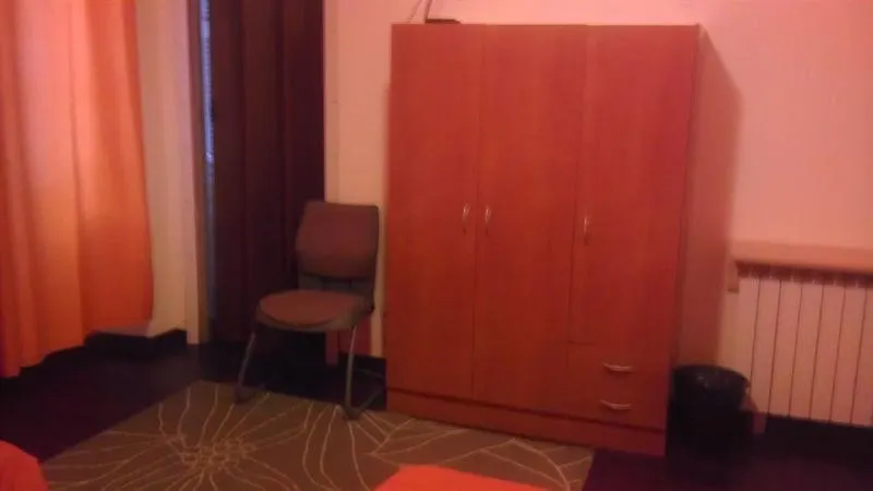 *** Szálloda Sofytel Hostel Milánó Olaszország